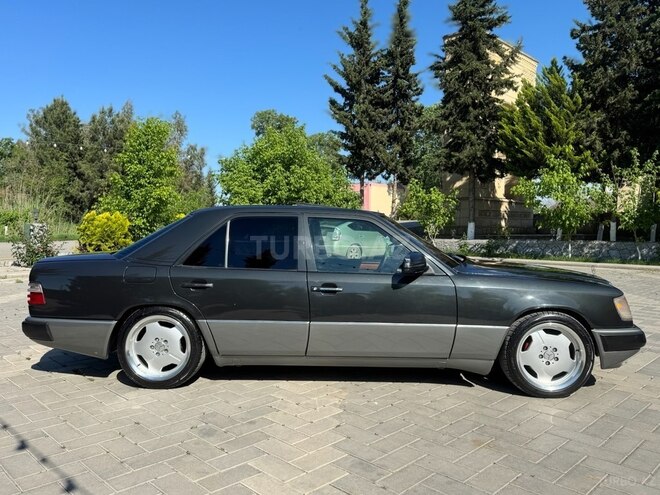 Mercedes E 300 1992, 507,000 km - 3.0 л - Sabirabad
