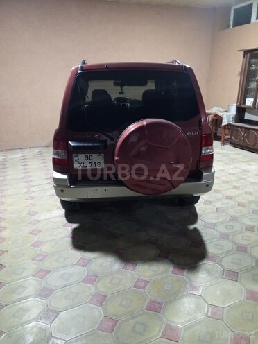 Mitsubishi Pajero io 1999, 50,380 km - 2.0 л - Şəki