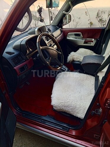 Mitsubishi Pajero io 1999, 50,380 km - 2.0 л - Şəki