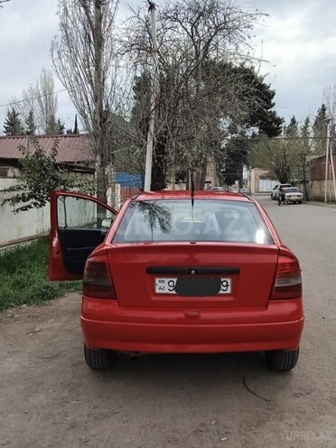 Opel Astra 2000, 177,000 km - 1.8 l - Biləsuvar