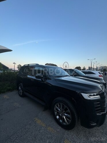 Toyota Land Cruiser 2023, 4,976 km - 3.3 l - Bakı