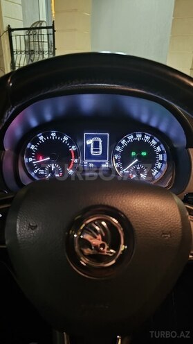 Skoda Fabia 2017, 115,000 km - 1.6 l - Bakı
