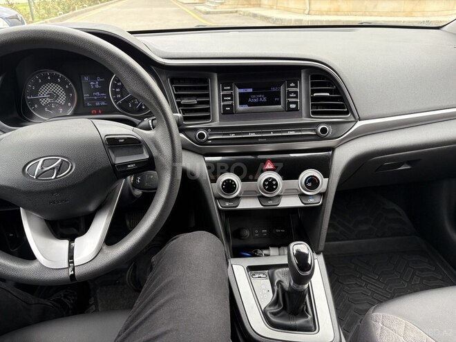 Hyundai Elantra 2019, 70,500 km - 1.6 l - Bakı