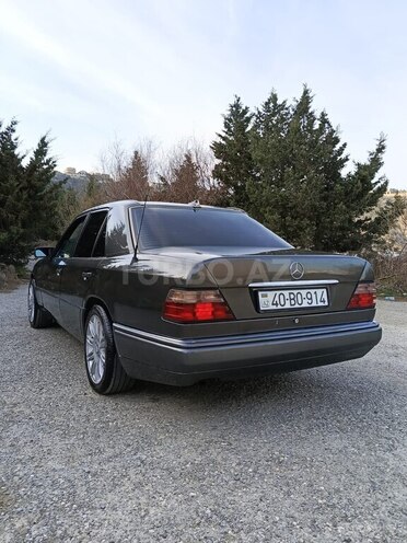 Mercedes E 200 1995, 345,211 km - 2.0 l - Bakı