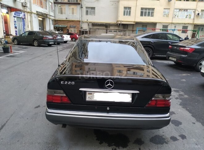 Mercedes E 220 1994, 800,000 km - 2.2 l - Bakı