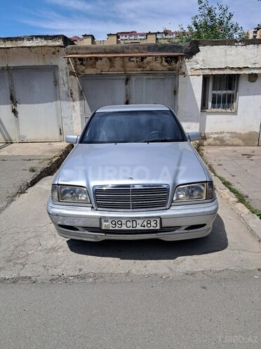 Mercedes C 220 d 2000, 300,000 km - 2.2 л - Bakı