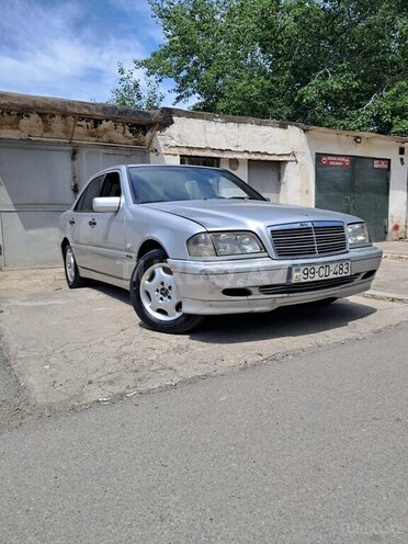 Mercedes C 220 d 2000, 300,000 km - 2.2 л - Bakı