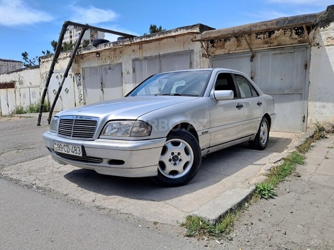 Mercedes C 220 d 2000, 300,000 km - 2.2 л - Bakı