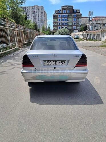Mercedes C 220 d 2000, 300,000 km - 2.2 л - Bakı