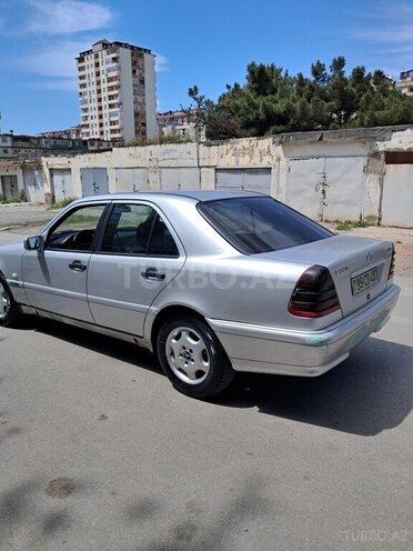 Mercedes C 220 d 2000, 300,000 km - 2.2 л - Bakı
