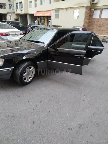 Mercedes E 220 1994, 800,000 km - 2.2 l - Bakı