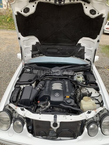 Mercedes E 320 2000, 280,081 km - 3.2 l - Bakı