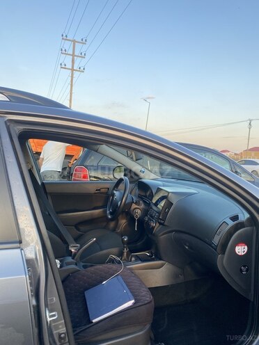 Hyundai i30 2009, 250,334 km - 1.6 л - Bakı