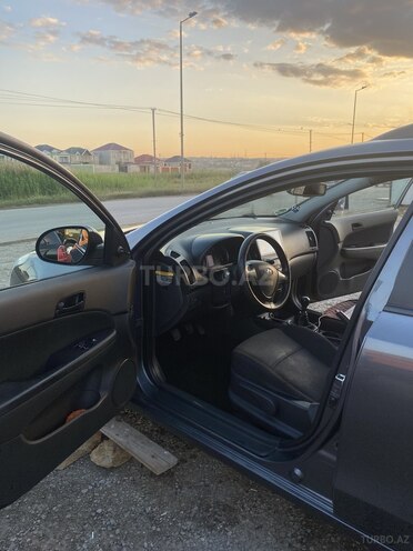 Hyundai i30 2009, 250,334 km - 1.6 л - Bakı