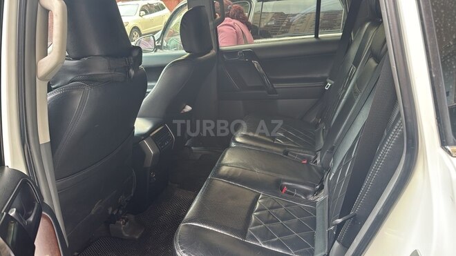 Toyota Land Cruiser Prado 2012, 180,000 km - 2.7 l - Bakı