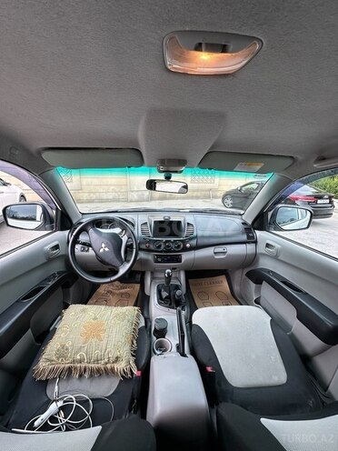 Mitsubishi L200 2014, 239,000 km - 2.5 l - Bakı