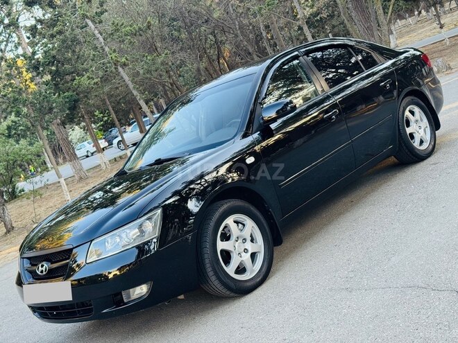 Hyundai Sonata-6