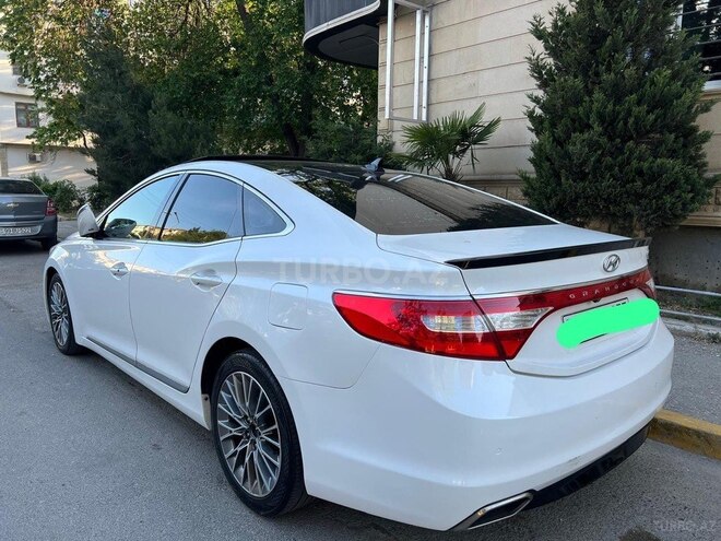 Hyundai Grandeur 2015, 195,000 km - 2.2 л - Bakı