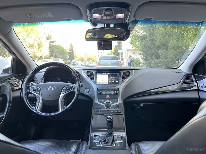 Hyundai Grandeur 2015, 195,000 km - 2.2 л - Bakı