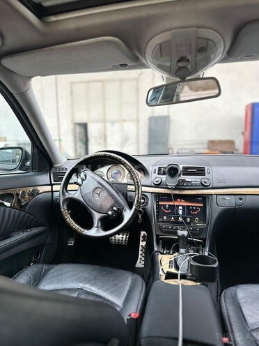 Mercedes E 350 2006, 306,021 km - 3.5 l - Bakı