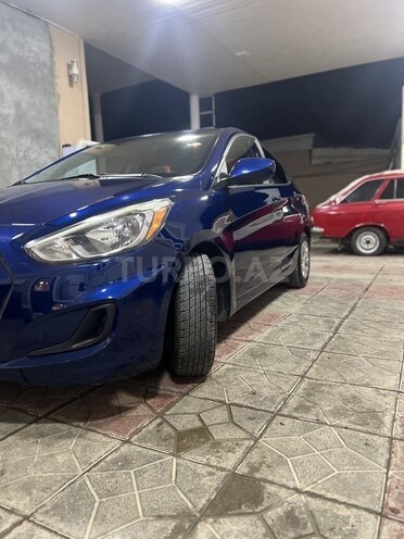 Hyundai Accent 2015, 85,000 km - 1.6 l - Gəncə