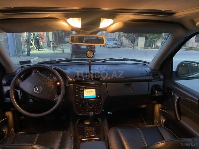 Mercedes ML 320 4MATIC 2001, 300,000 km - 3.2 л - Bakı