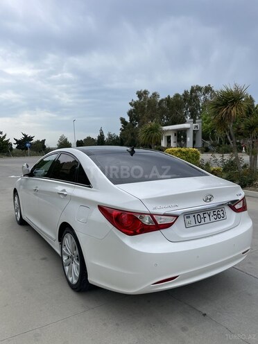 Hyundai Sonata-7