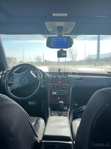Mercedes E 220 d 1997, 475,000 km - 2.2 l - Bakı