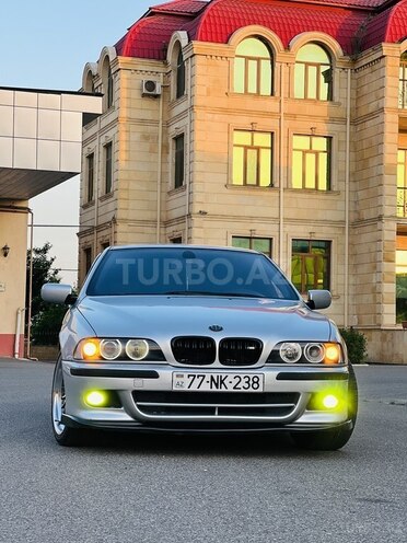 BMW 525 2002, 299,532 km - 2.5 l - İmişli
