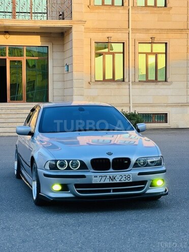 BMW 525 2002, 299,532 km - 2.5 l - İmişli