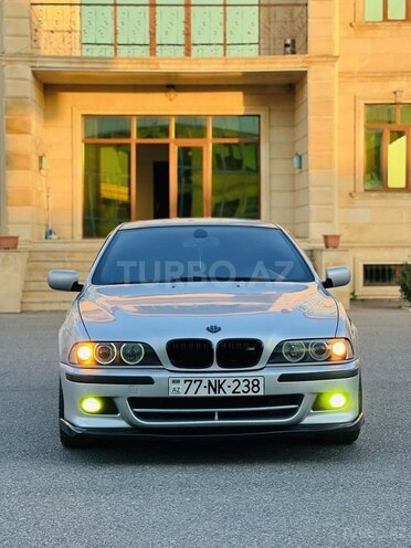 BMW 525 2002, 299,532 km - 2.5 l - İmişli