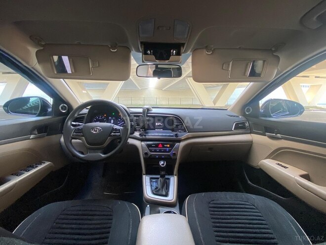 Hyundai Elantra 2017, 190,000 km - 2.0 л - Bakı