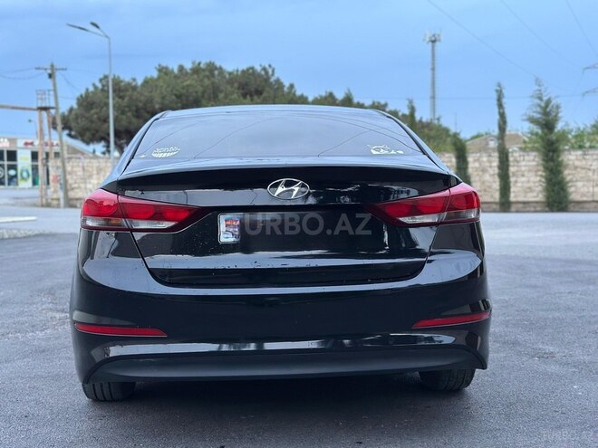 Hyundai Elantra 2017, 90,000 km - 2.0 l - Bakı