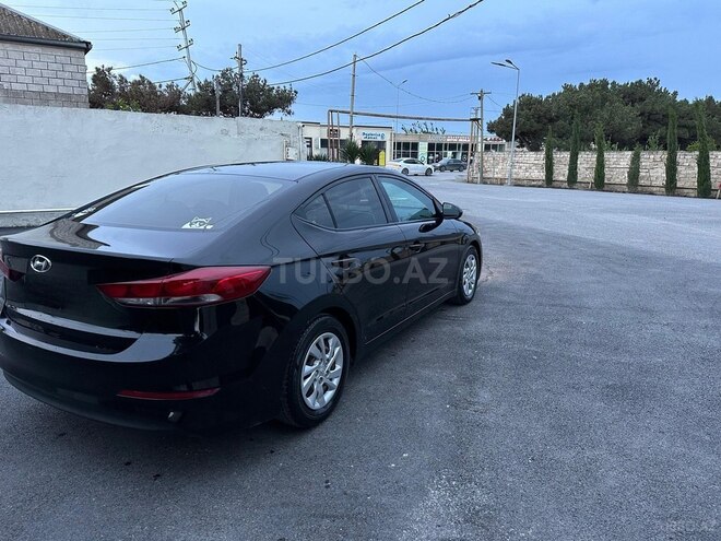 Hyundai Elantra 2017, 90,000 km - 2.0 l - Bakı