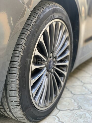 Ford Mondeo 2015, 168,000 km - 2.0 l - Bakı