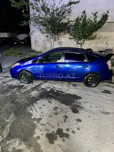 Toyota Prius-3