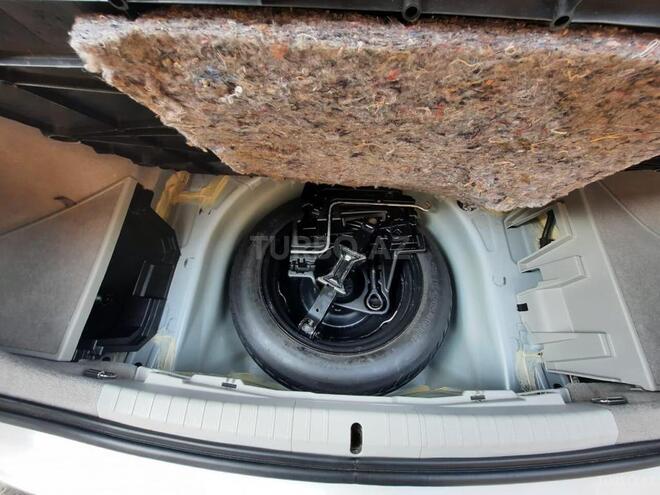 Toyota Prius 2013, 300,947 km - 1.8 л - Bakı