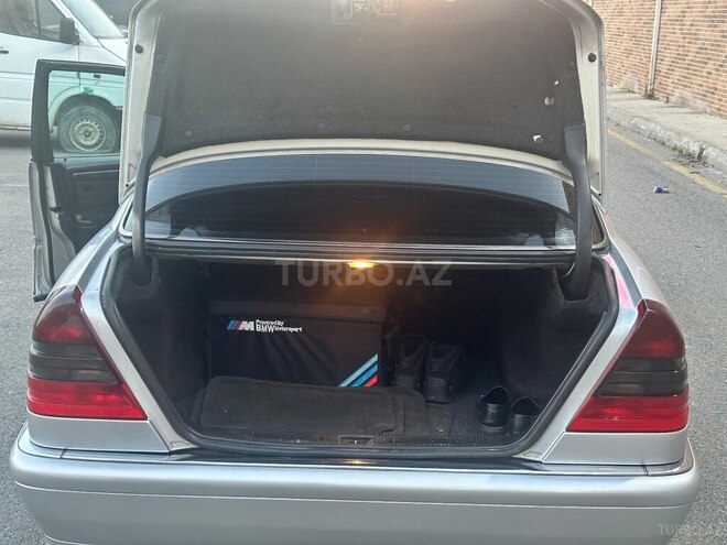 Mercedes C 240 1998, 335,000 km - 2.4 l - Bakı