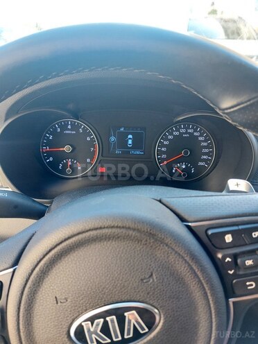 Kia K5-14
