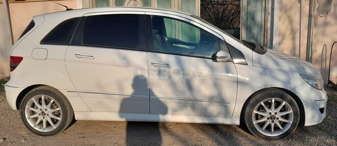 Mercedes B 170 2006, 267,220 km - 1.7 л - Tovuz