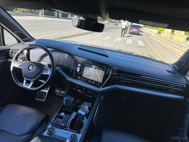Volkswagen Touareg 2020, 145,000 km - 3.0 l - Quba