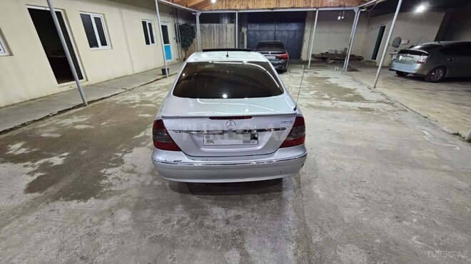 Mercedes E 220 d 2007, 375,378 km - 2.2 l - Bakı