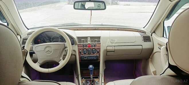 Mercedes C 230 1999, 295,000 km - 2.3 l - Şirvan