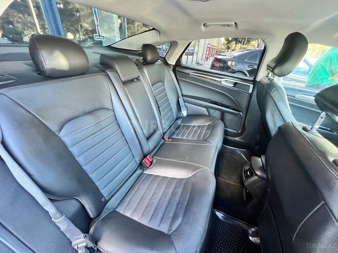 Ford Fusion (North America)-8