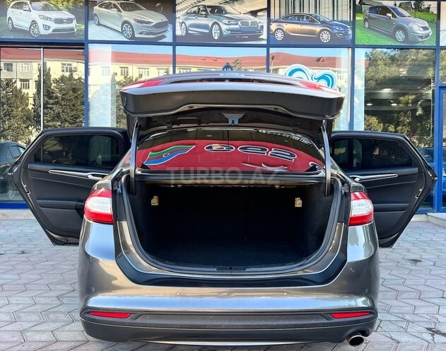 Ford Fusion (North America)-15
