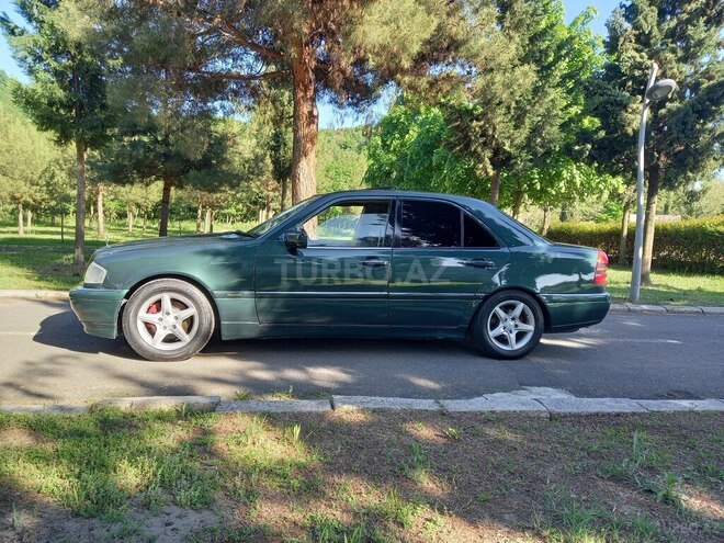 Mercedes C 220 1994, 305,000 km - 2.2 л - Balakən