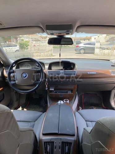 BMW 735 2003, 241,453 km - 3.6 l - Bakı