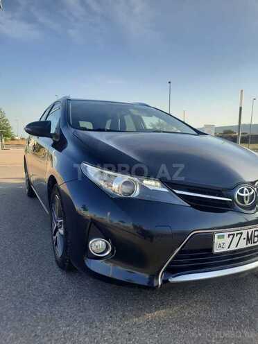 Toyota Auris 2014, 257,000 km - 1.4 l - Bakı