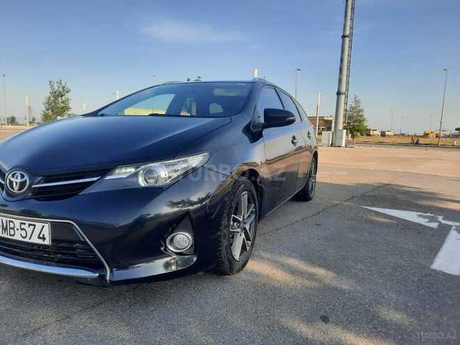Toyota Auris 2014, 257,000 km - 1.4 l - Bakı
