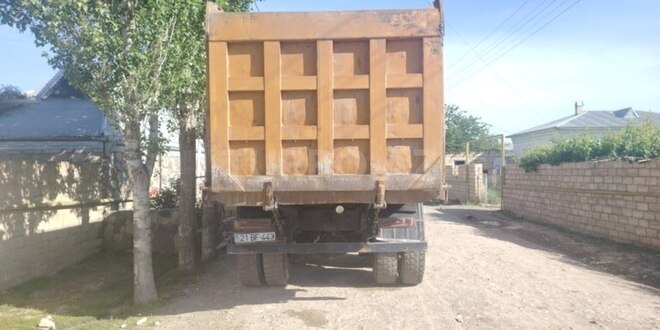 Shacman F2000 2011, 394,260 km - 12.0 l - Goranboy